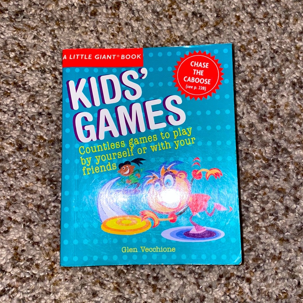Kids’ Games Book - over 100 games for Indoor and Outdoor play with kids